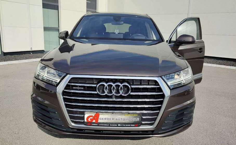 Q7