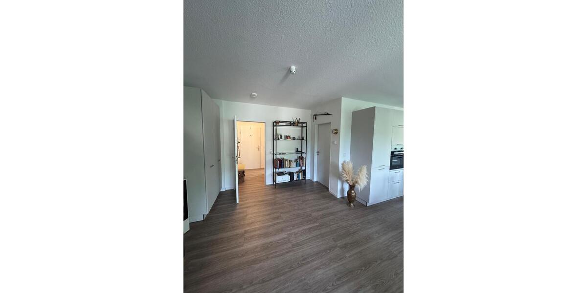 Etagenwohnung Dresden Leuben - 2 Zimmer, 60 m&sup2;, 240.000&euro; | Angebot:27083463