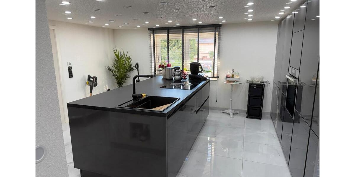 Einfamilienhaus Spaichingen - 9 Zimmer, 188 m&sup2;, 550.000&euro; | Angebot:27133483