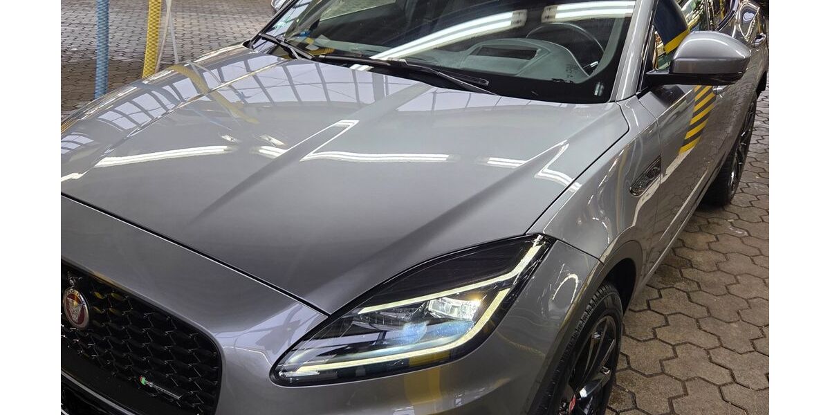 Jaguar E-Pace 53.850 km 28.400 &euro; Köln 50937