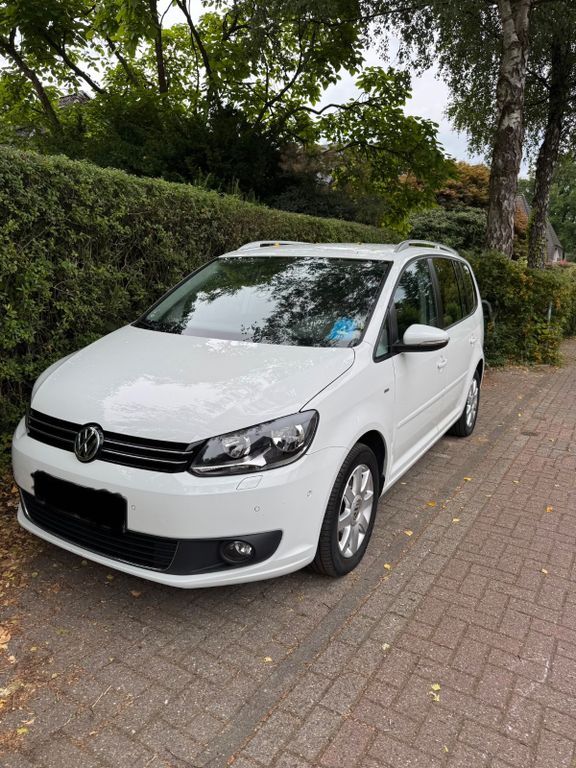 VW Touran 175.000 km 11.700 € Hamburg 22457