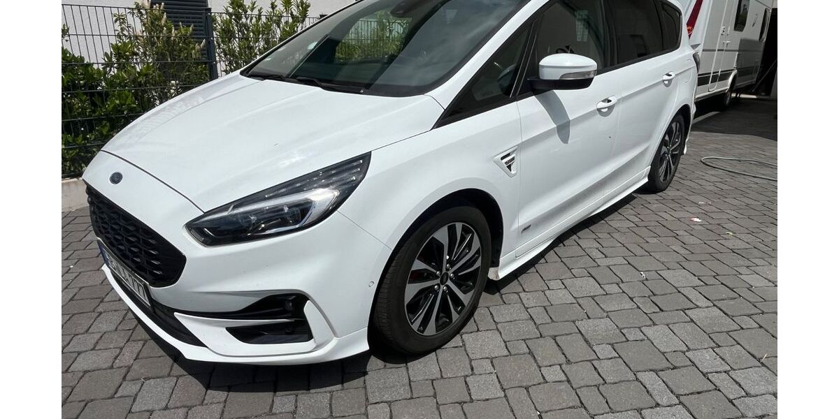 Ford S-Max 127.250 km 22.499 &euro; Florstadt 61197