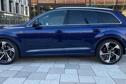 Audi Q7 71.000 km 49.900 &euro; Ingolstadt 85055
