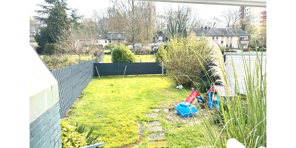 Doppelhaushälfte Bergisch Gladbach Gronau - 4.5 Zimmer, 90 m&sup2;, 1.800&euro; | Angebot:26366027