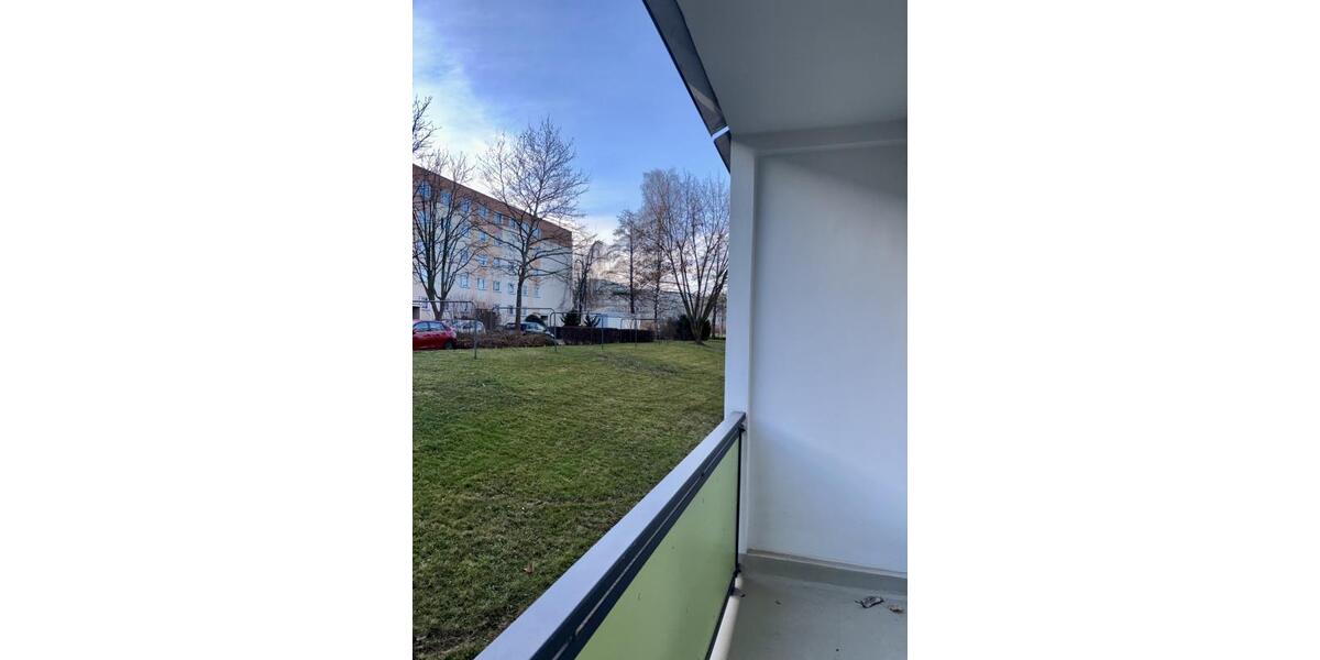 Erdgeschoßwohnung Zwickau Neuplanitz - 2 Zimmer, 50 m&sup2;, 330&euro; | Angebot:26017459