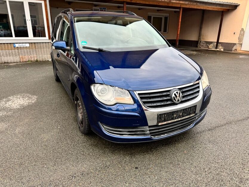 VW Touran 294.000 km 900 € Chemnitz 09113