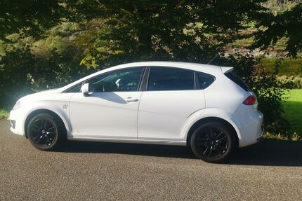 Seat Leon 160.000 km 3.490 &euro; Karlsruhe 76135