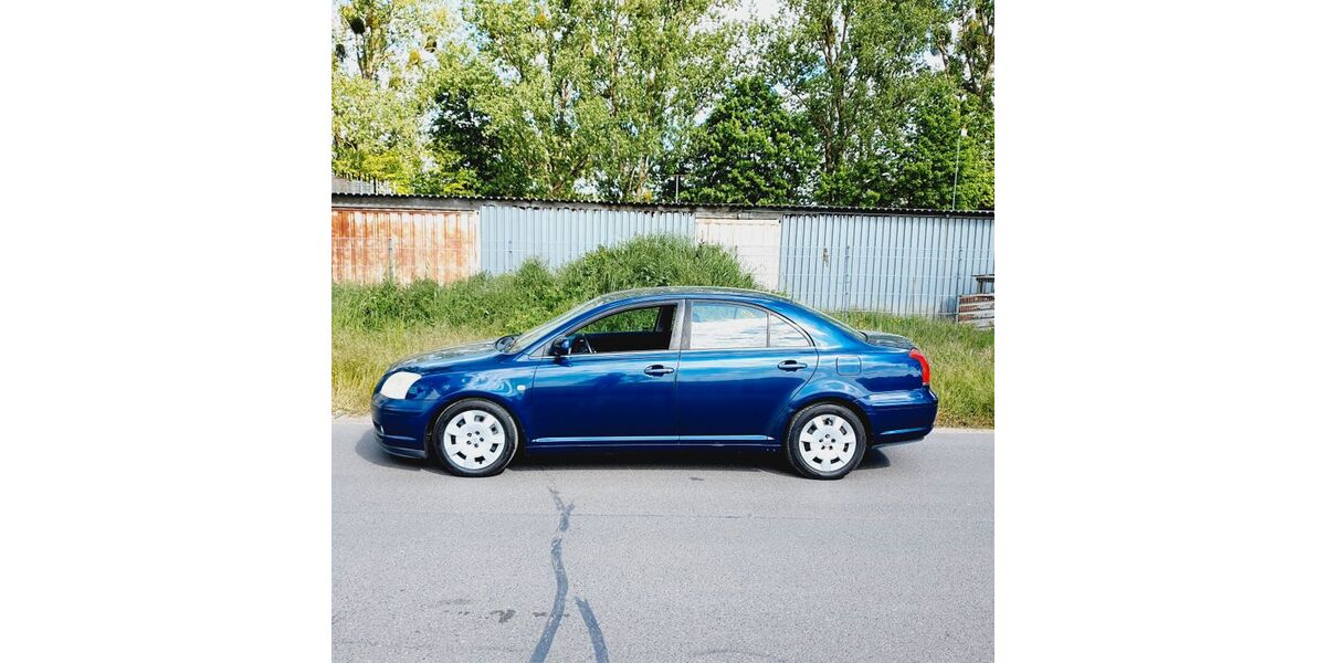 Toyota Avensis 158.998 km 2.600 &euro; Berlin 13629