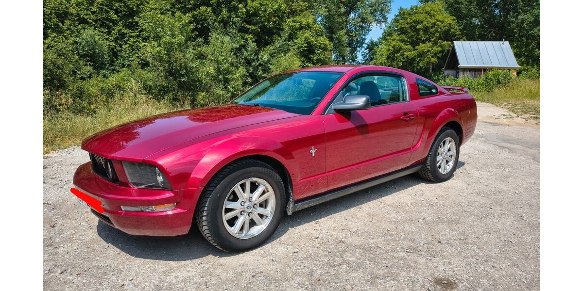Ford Mustang 263.370 km 8.900 &euro; Schwäbisch Hall 74523