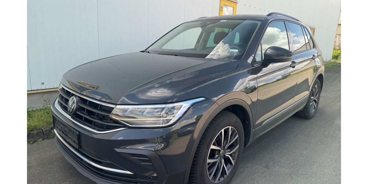 VW Tiguan 207.000 km 17.190 &euro; Chemnitz 09120