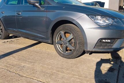 Seat Leon 214.000 km 7.350 &euro; Gera 07551