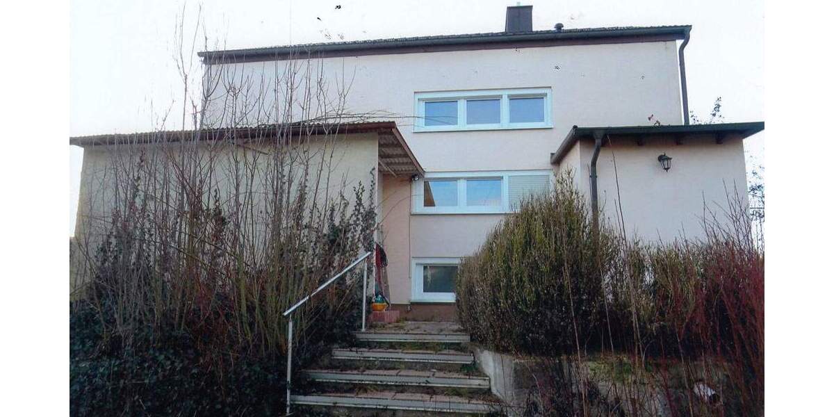 Mehrfamilienhaus, Wohnhaus Wülfershausen an der Saale Wülfershausen - 4 Zimmer, 100 m&sup2;, 1.200&euro; | Angebot:25727692