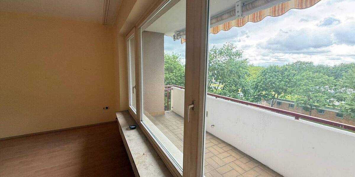 Etagenwohnung Kassel Fasanenhof - 3 Zimmer, 106 m&sup2;, 1.007&euro; | Angebot:26894978