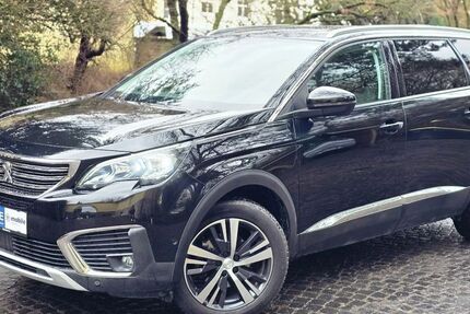 Peugeot 5008 77.500 km 16.190 &euro; Borgholzhausen 33829