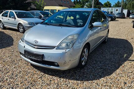 Toyota Prius 171.000 km 3.290 &euro; Rüdersdorf OT Tasdorf 15562