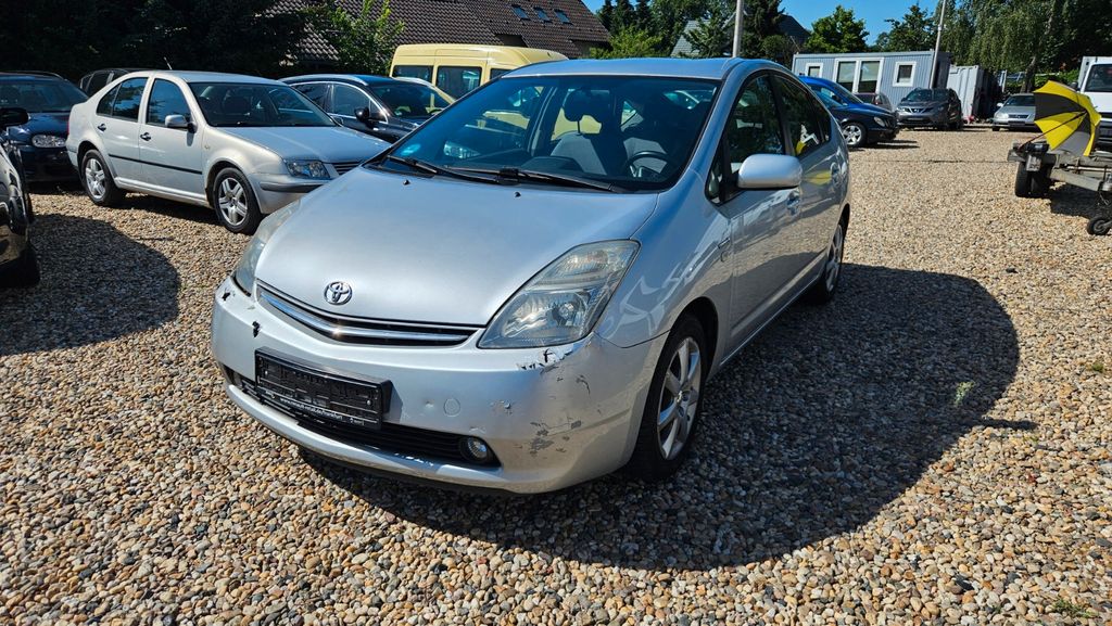 Toyota Prius 171.000 km 3.390 &euro; Rüdersdorf OT Tasdorf 15562