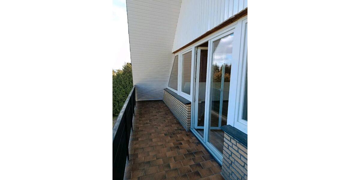 Dachgeschoßwohnung Langwedel - 4 Zimmer, 95 m&sup2;, 950&euro; | Angebot:25981006