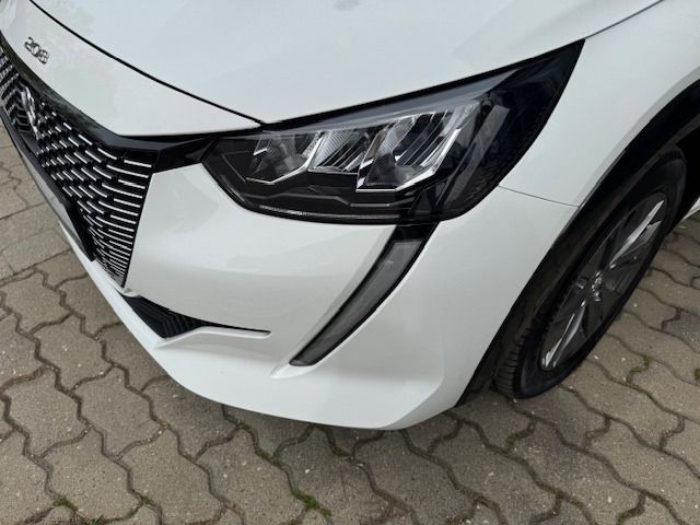 Peugeot 208 42.850 km 15.795 € Lichtenfels 96215