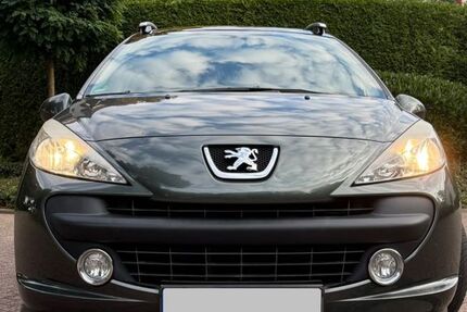 Peugeot 207 97.000 km 3.480 € Holzwickede 59439