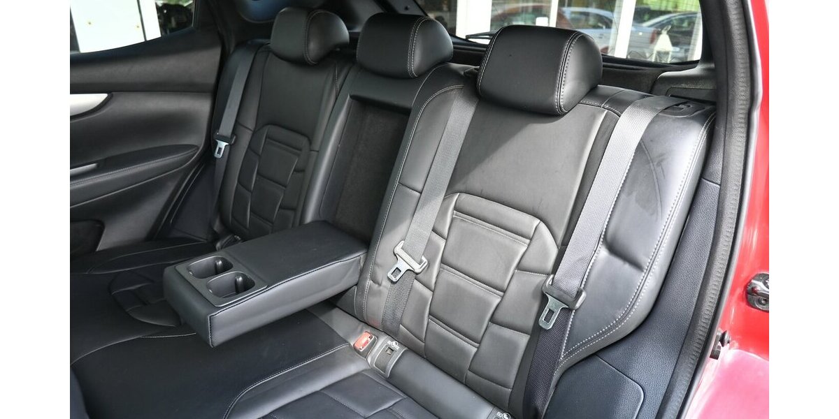 Nissan Qashqai 1.6*Tekna+*Leder Navi Pano LED 1Hd 120Kw 108.000 km 15.700 &euro; Seevetal - Hittfeld 21218