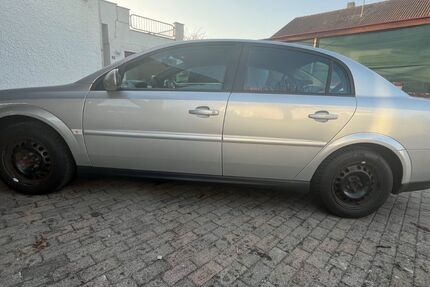 Opel Vectra 94.000 km 3.500 &euro; Illertissen 89257