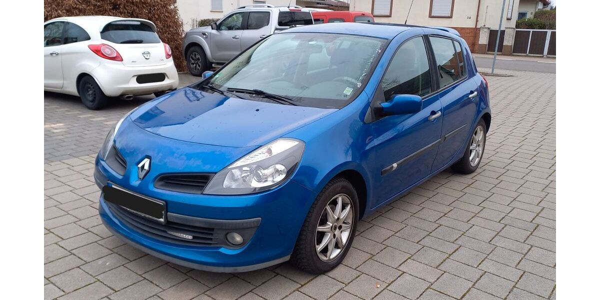 Renault Clio 134.169 km 1.900 &euro; Jockgrim 76751