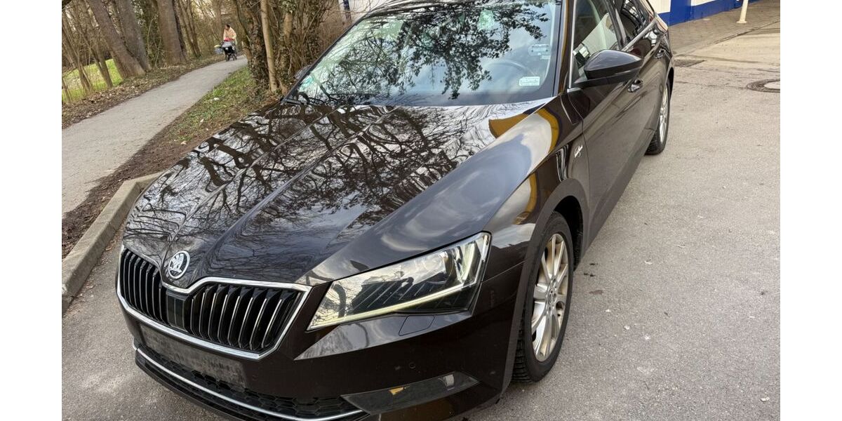 Skoda Superb 215.000 km 10.999 &euro; Filderstadt / bei Stuttgart 70794