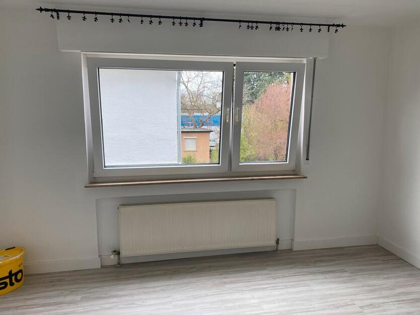 Lichtdurchflute 2-Zimmerwohnung frisch renoviert Schorndorf zimmer