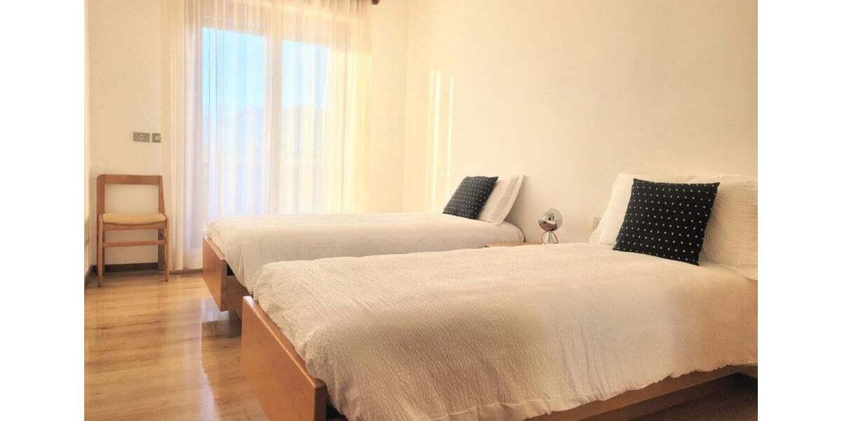 Ferienimmobilie Stuttgart - 80&euro; | Angebot:25908062