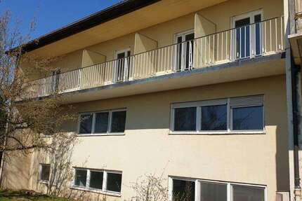 Haus zum Mieten in Hörzhausen 6.800 € 616.77 m² 21 zimmer