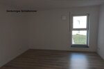 Moderner Grundriss - hochwertig gebaut - KfW-40-Energiesparhaus 4-Zimmer - WFL 114 m² mit Garten u. Terrasse ab sofort zu vermieten. - Erdgeschoßwohnung Kemnath Beste Lage | Angebot:23711103