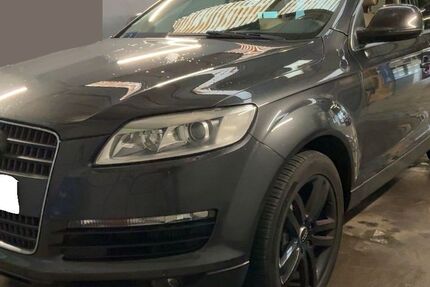Audi Q7 200.000 km 8.499 &euro; Berlin 13405