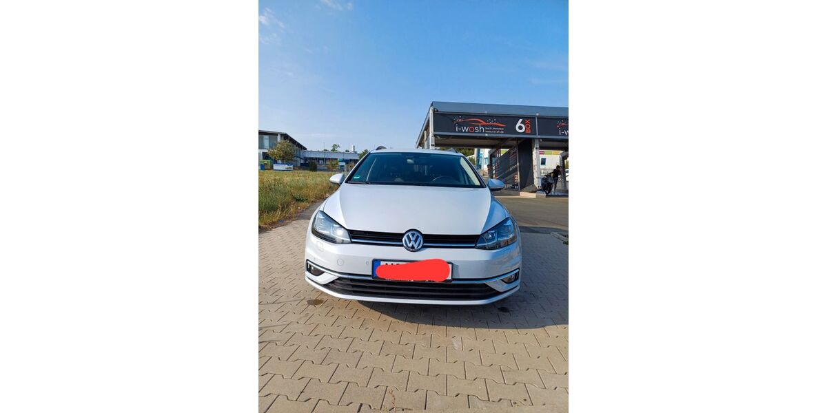 VW Golf 124.000 km 14.500 &euro; Naila 95119