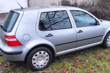 VW Golf 243.343 km 1.900 &euro; Asselfingen 89176