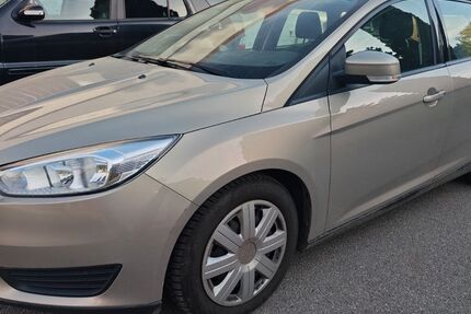 Ford Focus 203.000 km 2.299 &euro; Waldkraiburg 84478