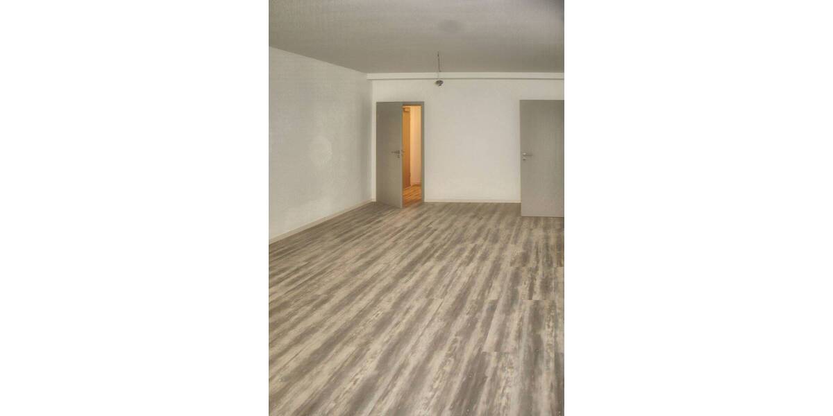 Etagenwohnung Schönberg - 3 Zimmer, 122 m&sup2;, 285.000&euro; | Angebot:25735938