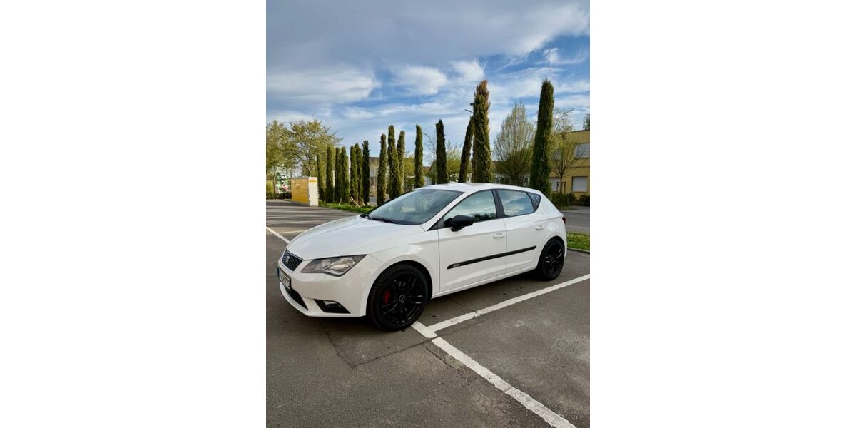 Seat Leon 127.600 km 8.600 &euro; Achern 77855
