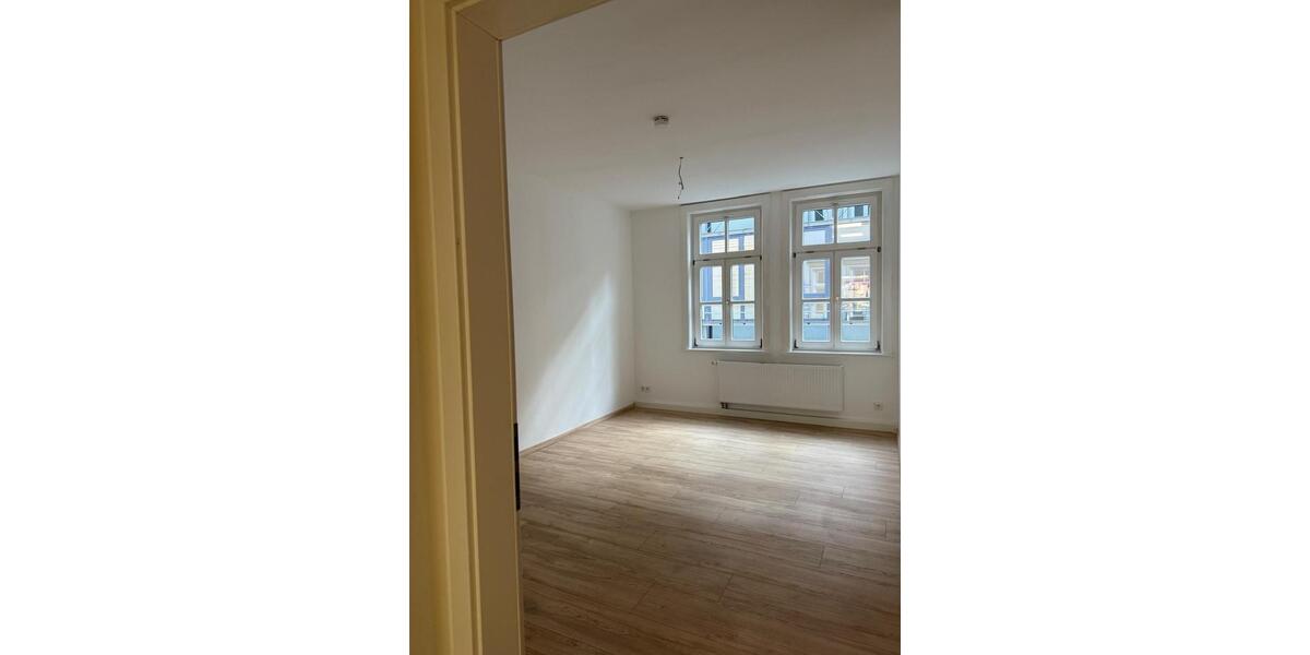 Etagenwohnung Erfurt - 5 Zimmer, 140 m&sup2;, 1.950&euro; | Angebot:26039468