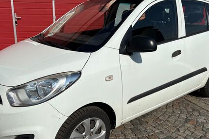 Hyundai i10 117.445 km 1.999 &euro; Freiberg 09599