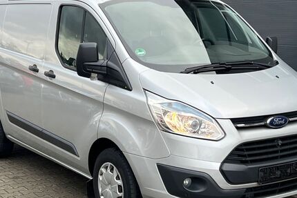 Ford Transit Custom 122.800 km 9.950 &euro; Bornheim 53332