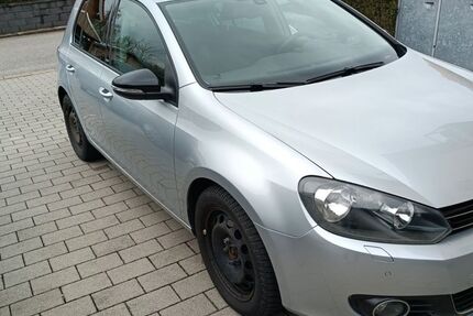 VW Golf 222.000 km 5.849 &euro; Neufahrn i.NB 84088
