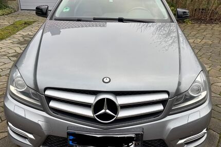 Mercedes-Benz C 220 220.000 km 11.099 &euro; Marienfeld 33428