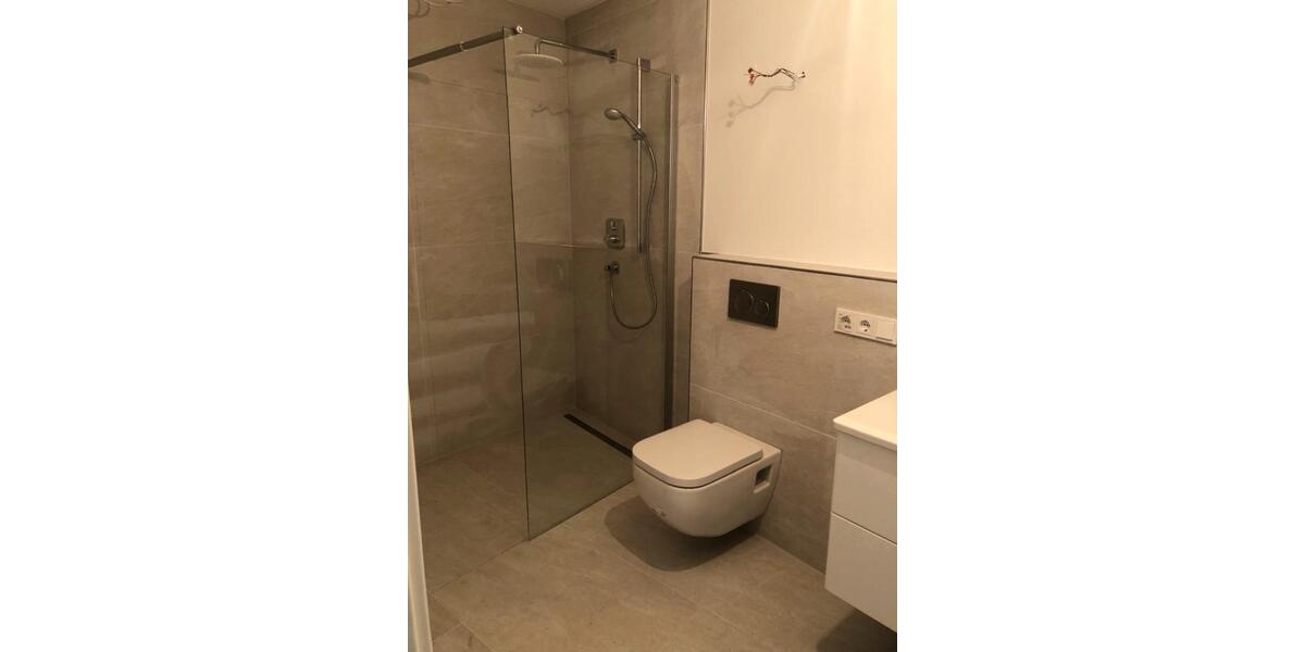 Einfamilienhaus Dreieich - 9 Zimmer, 300 m&sup2;, 4.390&euro; | Angebot:26336525