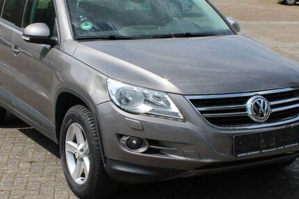VW Tiguan 327.502 km 4.750 € Neuenkruge 26215