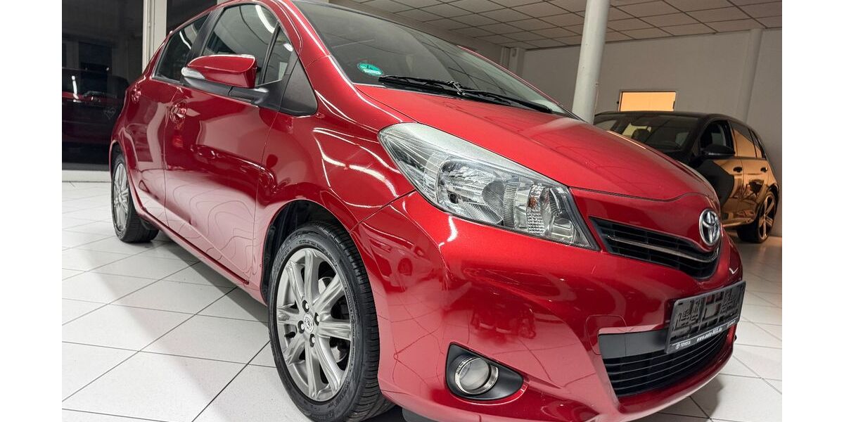 Toyota Yaris 128.700 km 6.565 &euro; NEU ISENBURG 63263