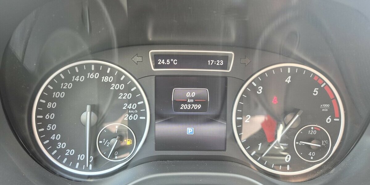 Mercedes-Benz A 180 CDI d BlueEfficiency, Navi, Klima Sitzheizun 203.750 km 6.490 &euro; Rodgau 63110