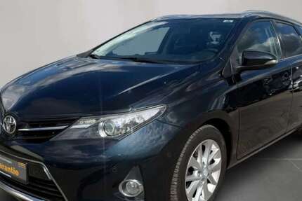 Toyota Auris 187.000 km 7.490 &euro; Hamburg 20539