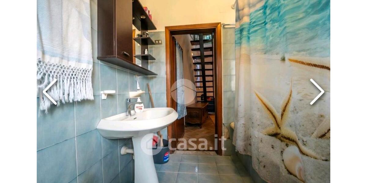 Doppelhaushälfte Friedberg (Hessen) - 2 Zimmer, 142 m&sup2;, 114.000&euro; | Angebot:25446589