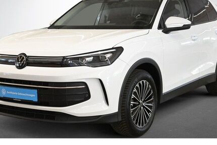 VW Tiguan 26.300 km 38.950 € Eggenstein-Leopoldshafen 76344