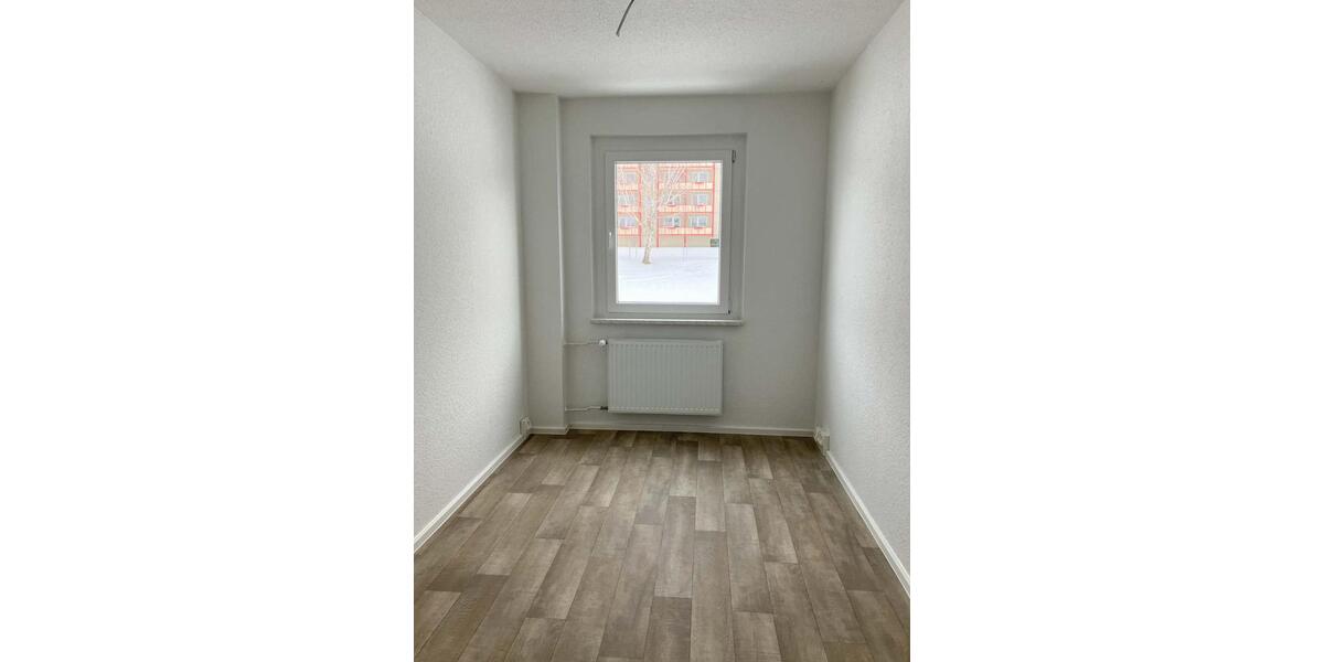 Etagenwohnung Zschopau - 6 Zimmer, 126 m&sup2;, 844&euro; | Angebot:24625039